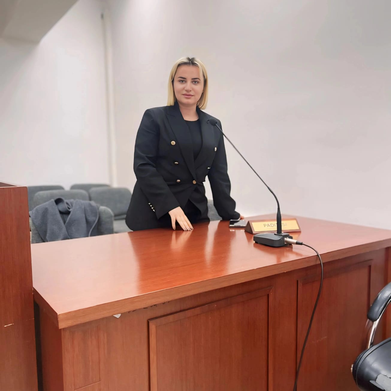 Foto e avokatit të dytë